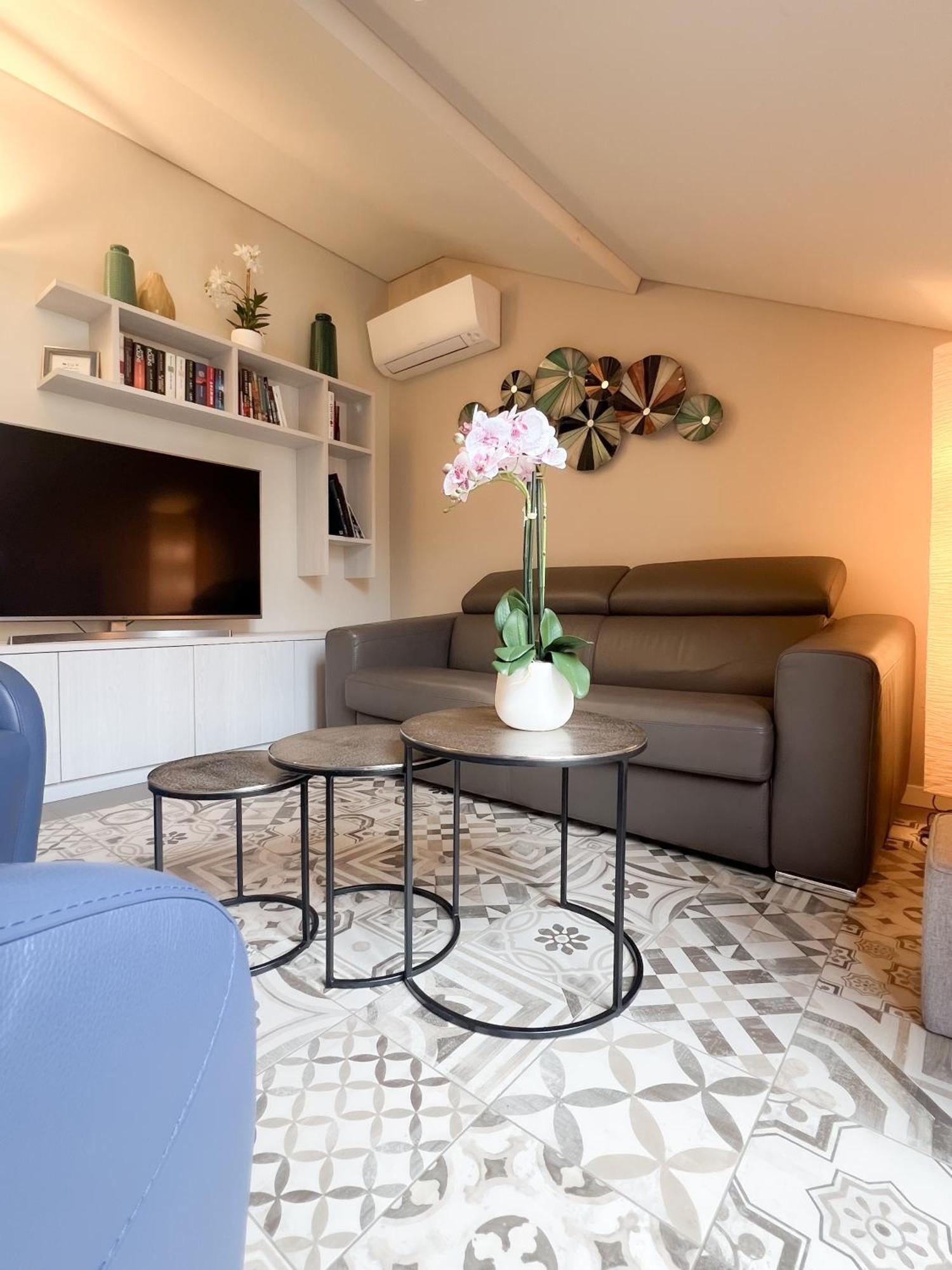Comecasa 10 Minutes Walk From Duomo 2 Bedroom Apartment Μιλάνο Εξωτερικό φωτογραφία
